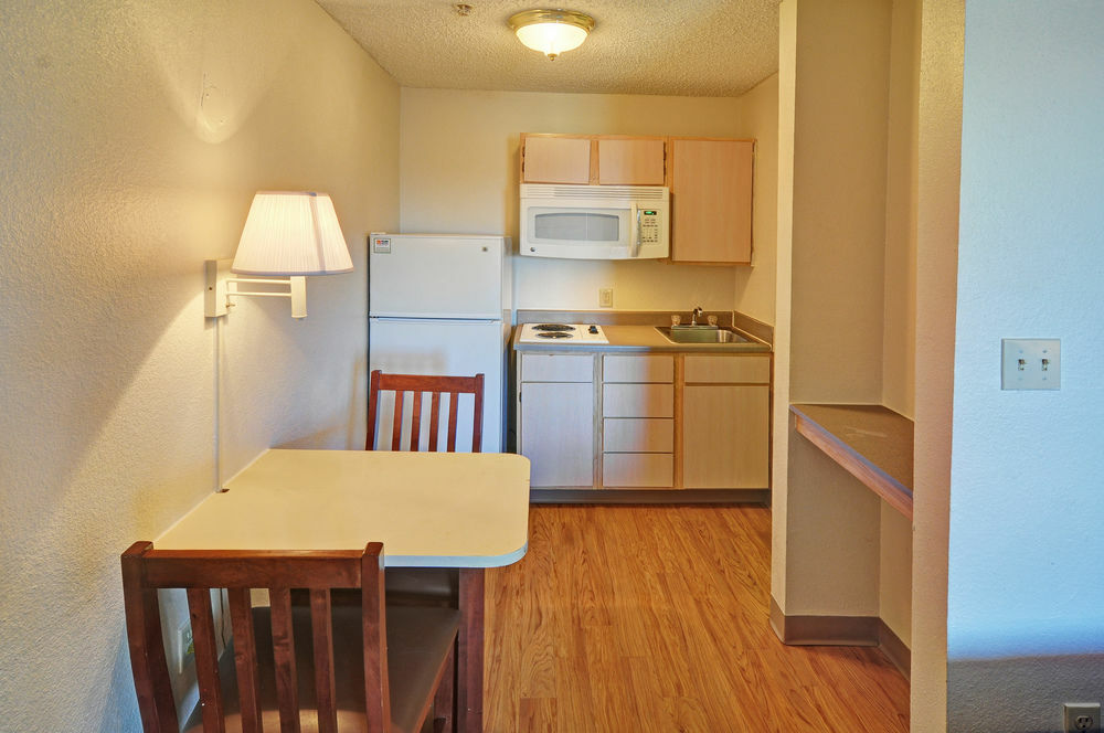 Intown Suites Extended Stay Dallas Tx - Garland Bagian luar foto